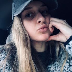 Meet your Posher, Megan